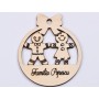 L404-Glob din lemn "Familie din turta dulce" 11 x10cm - 1 buc