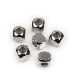 C025-Distantier otel inoxidabil cub 6x6x6mm - 1 buc C025-Distantier otel inoxidabil cub 6x6x6mm - 1 buc