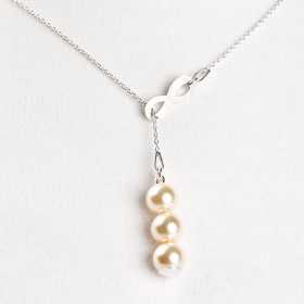 Colier din argint cu perle si decupaj infinit