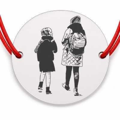Brățară argint 925 cu bănuț două surori la plimbare, șnur reglabil — cadou surori B-E0468