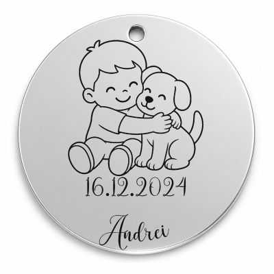 Bănuț moț argint 925, băiețel care își îmbrățișează