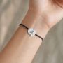 Brățară argint 925 · bănuț femeie cu catelus in brate