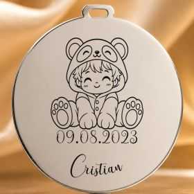 Bănuț moț argint 925, băiețel în costum de ursuleț panda