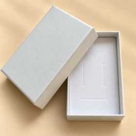 Cutie Cadou Warm Beige Eleganta pentru Bijuterii 8x5x3 cm D148