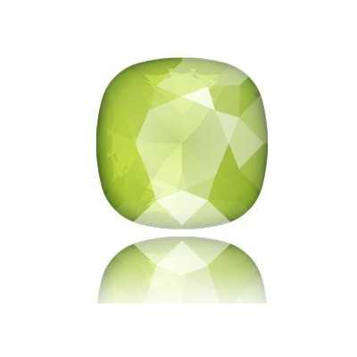 P3710-SWAROVSKI ELEMENTS 4470 Crystal Lime Unfoiled 10MM
